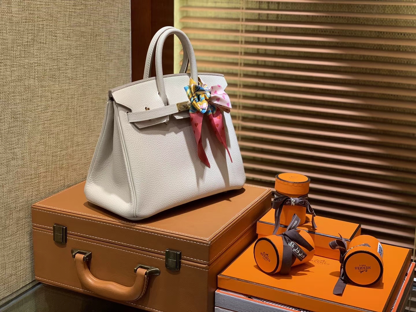 Hermès（爱马仕）Birkin 25cm ( 铂金包) Togo小牛皮 奶昔白 原版蜜蜡线 全手工缝制