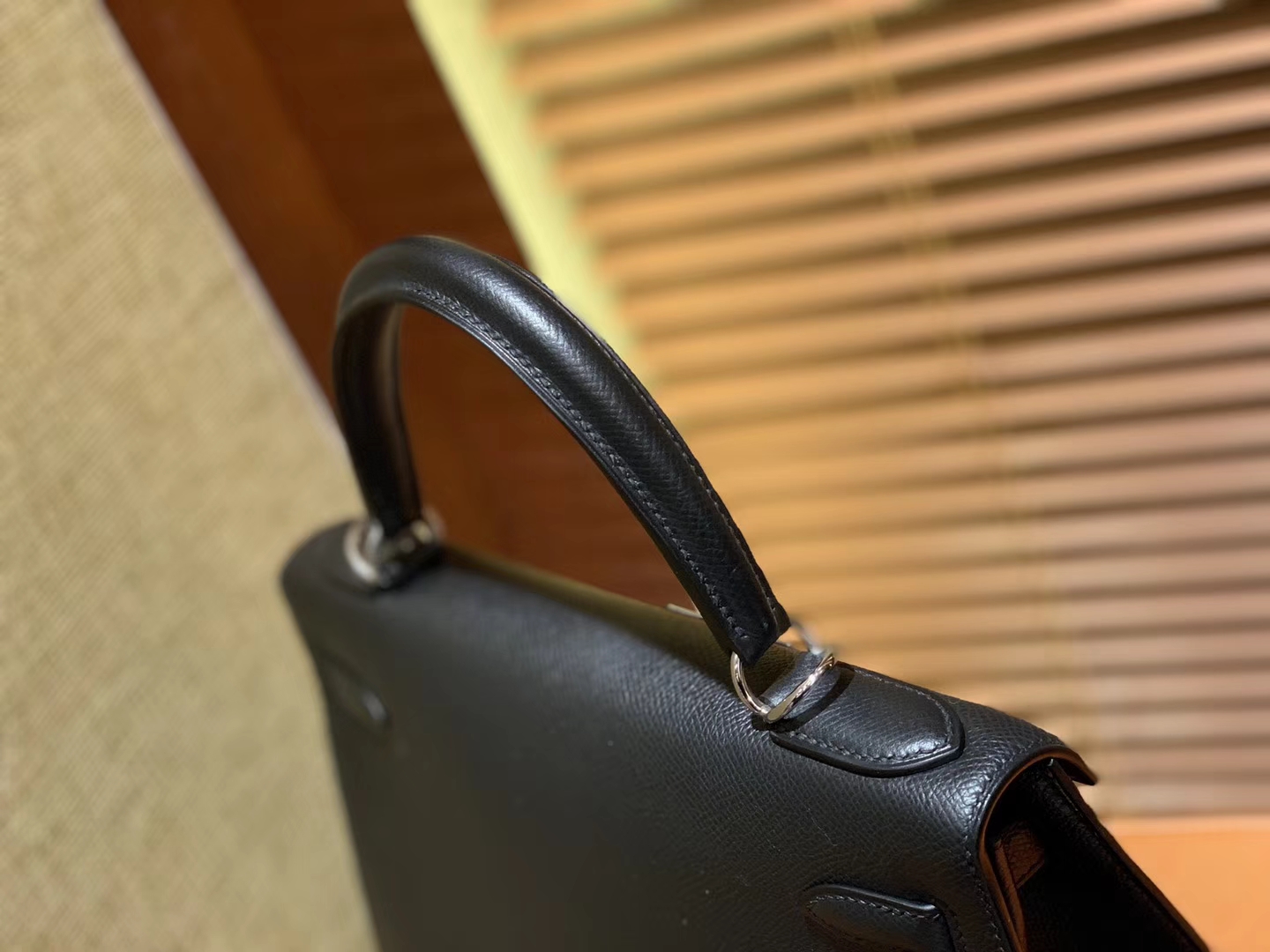 Hermès（爱马仕）Kelly 28(凯莉包) 黑银 德国进口 掌纹牛皮 原版蜜蜡线 全手工缝制
