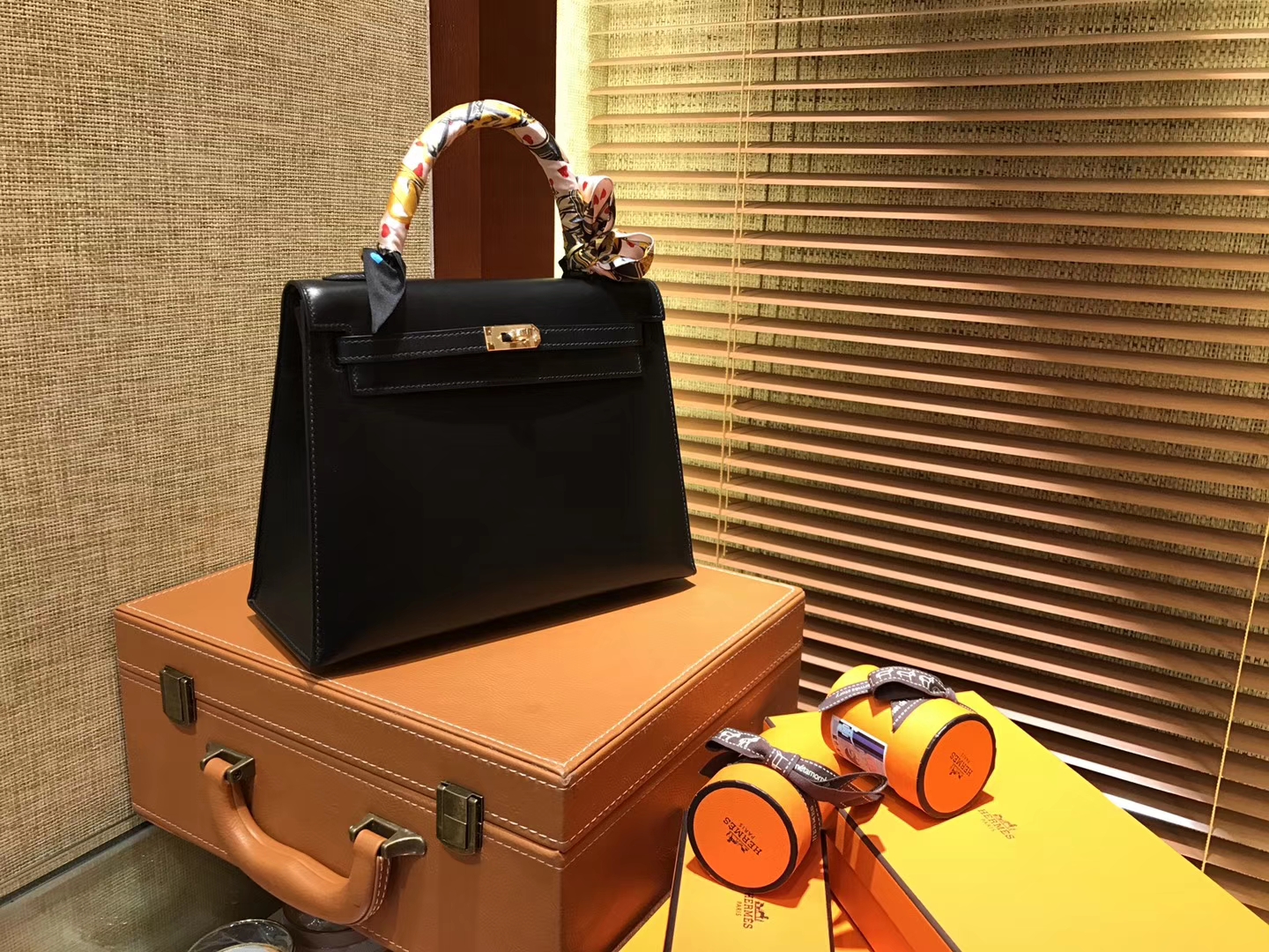 Hermès（爱马仕）Kelly 25 28(凯莉包)黑色 德国进口 box牛皮 原版蜜蜡线 全手工缝制