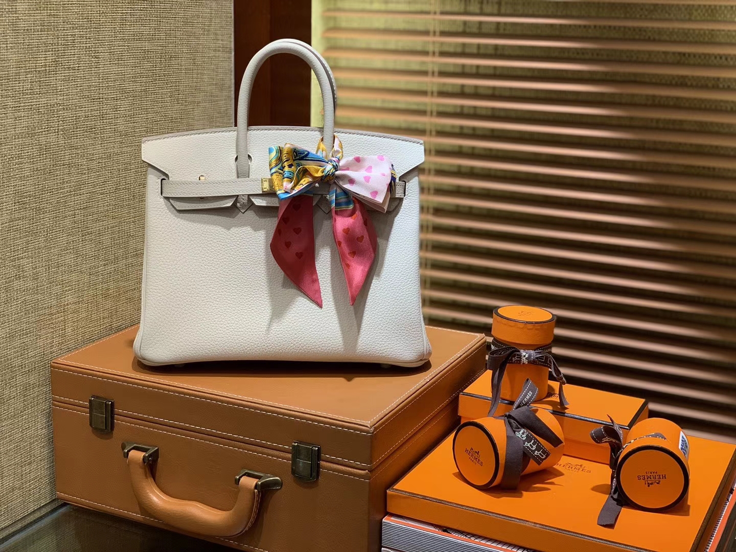 Hermès（爱马仕）Birkin 25cm ( 铂金包) Togo小牛皮 奶昔白 原版蜜蜡线 全手工缝制