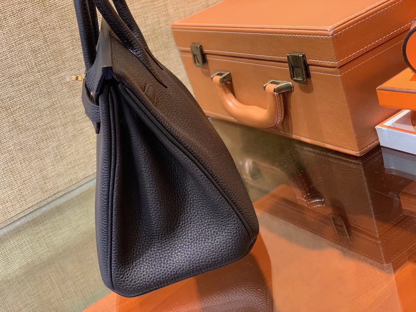 Hermès（爱马仕）Birkin 25cm ( 铂金包) Togo小牛皮 经典黑金 原版蜜蜡线 全手工缝制