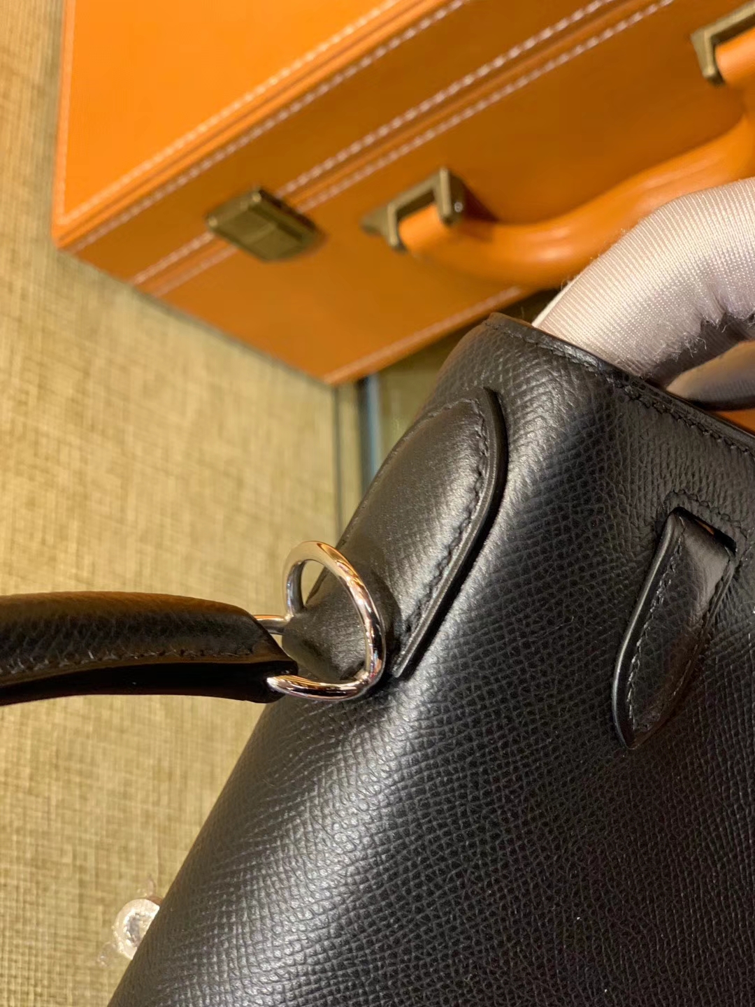 Hermès（爱马仕）Kelly 28(凯莉包) 黑银 德国进口 掌纹牛皮 原版蜜蜡线 全手工缝制