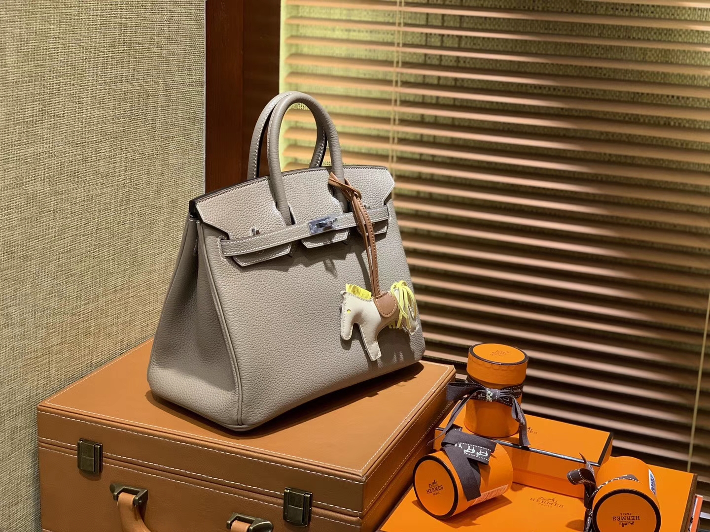 Hermès（爱马仕）Birkin 25cm ( 铂金包) Togo小牛皮 斑鸠灰 原版蜜蜡线 全手工缝制
