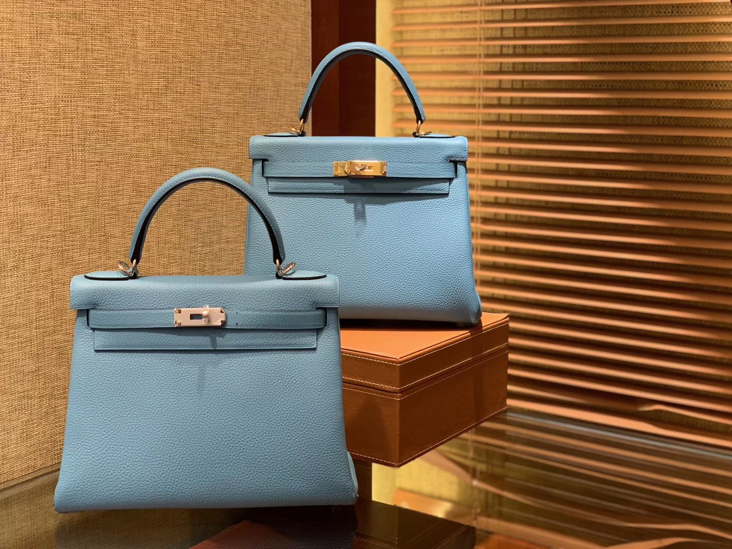 Hermès（爱马仕）Kelly凯莉包 北方蓝 德国小牛皮 顶级手工缝制 金扣 28cm
