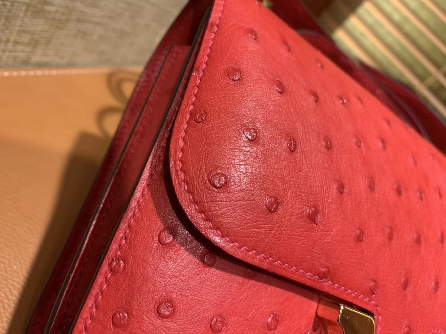 Hermès（爱马仕）Constance 23cm 红色 南非进口鸵鸟 KK级别 顶级全手工 金扣