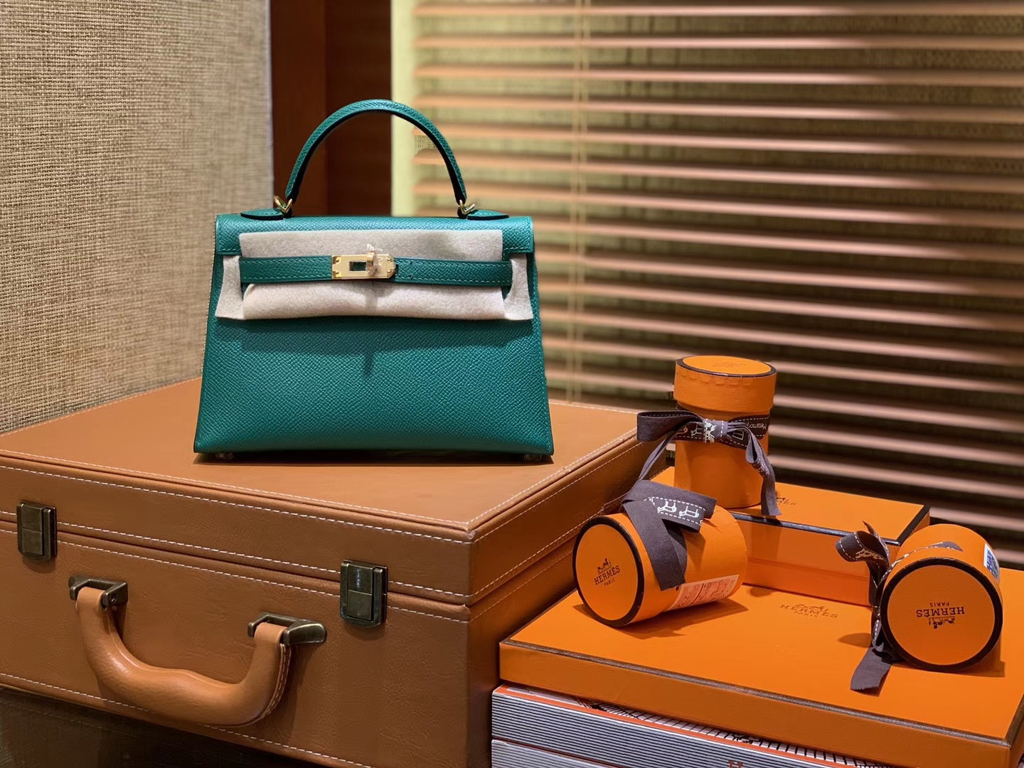 Hermès（爱马仕）MiniKelly 迷你凯莉 U4丝绒绿 德国掌纹牛皮 原版蜜蜡 全手工缝制 2代 19cm