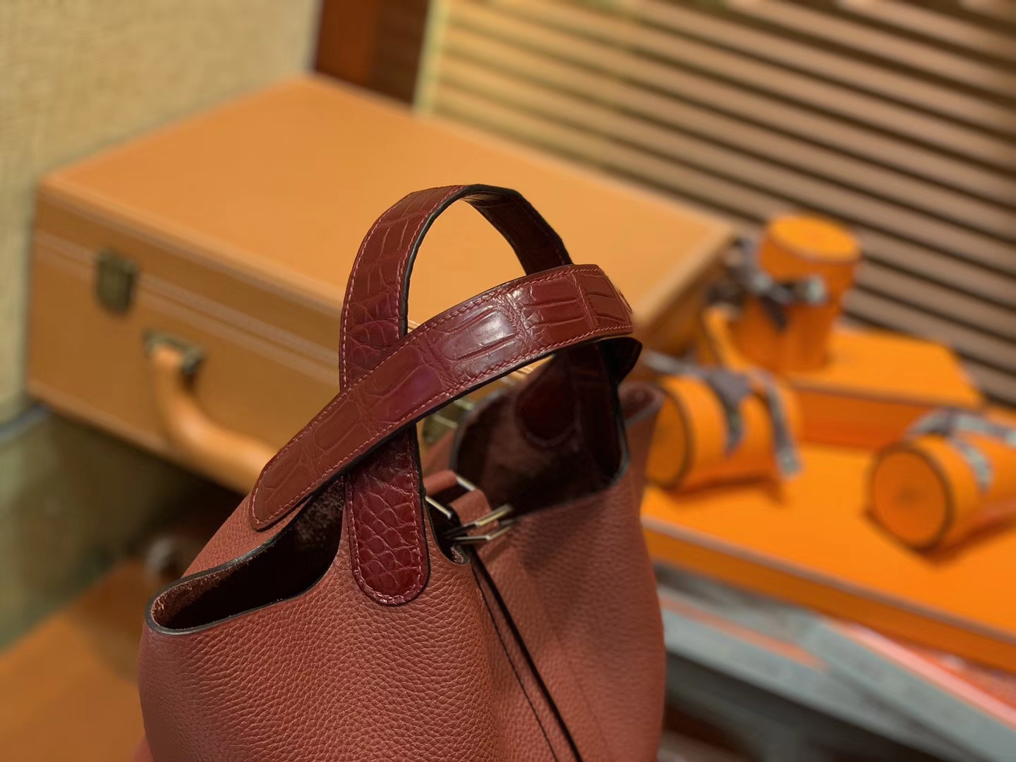 Hermès（爱马仕）Piction菜篮包 酒红 Togo牛皮拼鳄鱼 进口原料 全手工缝制 银扣 18cm