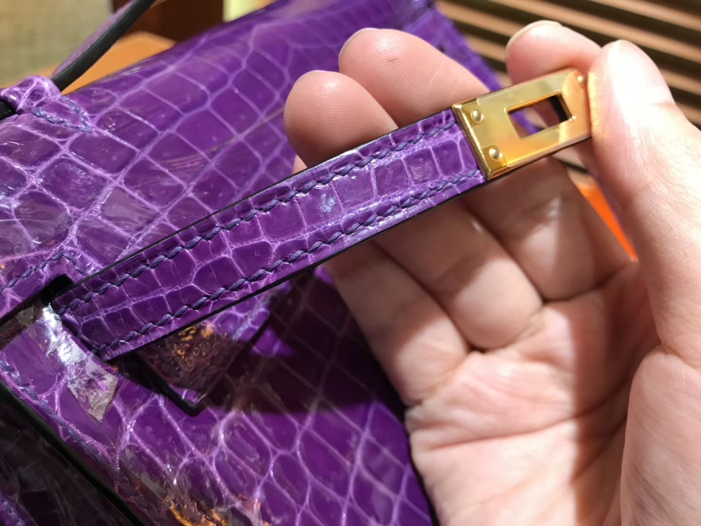Hermès（爱马仕）MiniKelly 迷你凯莉 紫色 进口鳄鱼皮 顶级手缝工艺 金扣 22cm