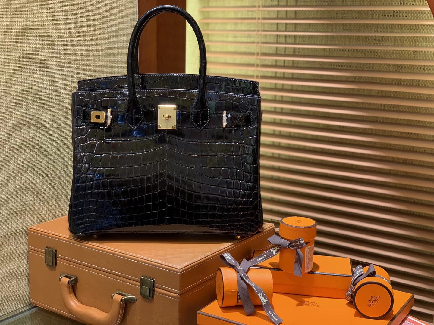 Hermès（爱马仕）Birkin铂金包 经典黑 一级皮 尼罗鳄鱼 进口原料 顶级手缝工艺 30cm
