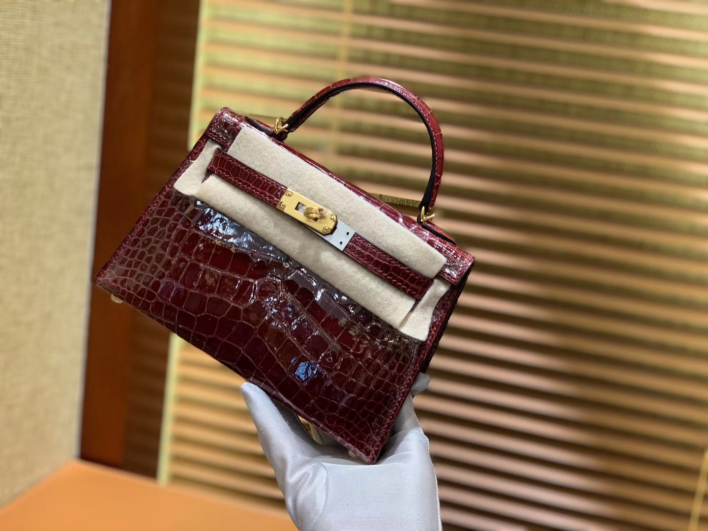 Hermès（爱马仕）迷你2代 19cm 波尔多酒红 一级美洲 鳄鱼皮 顶级手工 金扣