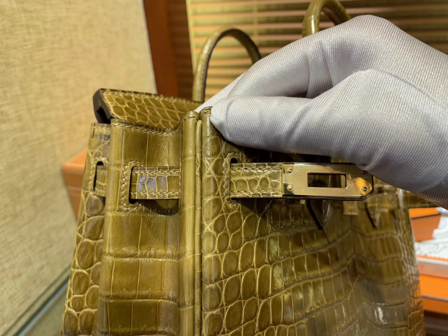 Hermès（爱马仕）Birkin铂金包 褐绿色 一级皮 美洲鳄鱼 进口原料 顶级手缝工艺 25cm