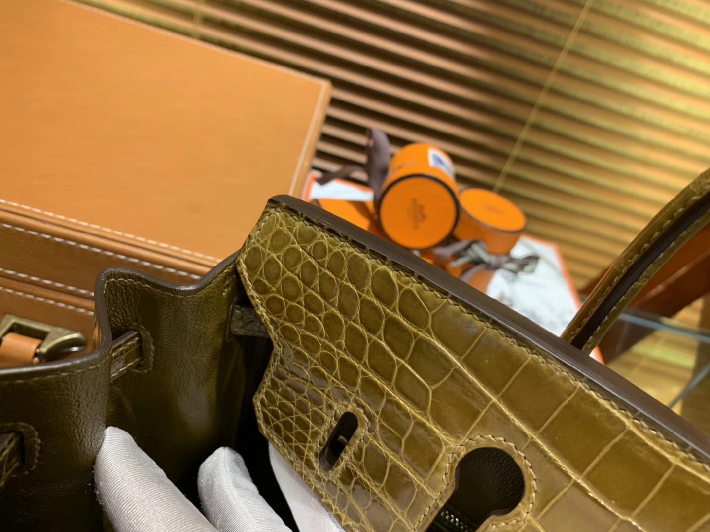 Hermès（爱马仕）Birkin铂金包 褐绿色 一级皮 美洲鳄鱼 进口原料 顶级手缝工艺 25cm