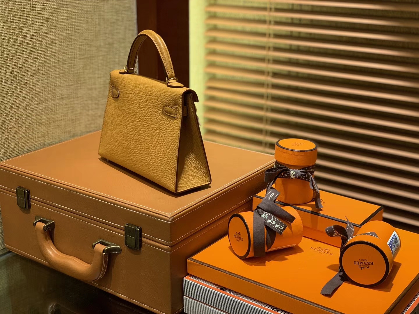 Hermès（爱马仕）MiniKelly 迷你凯莉 太妃金 德国掌纹牛皮 原版蜜蜡 全手工缝制 2代 19cm