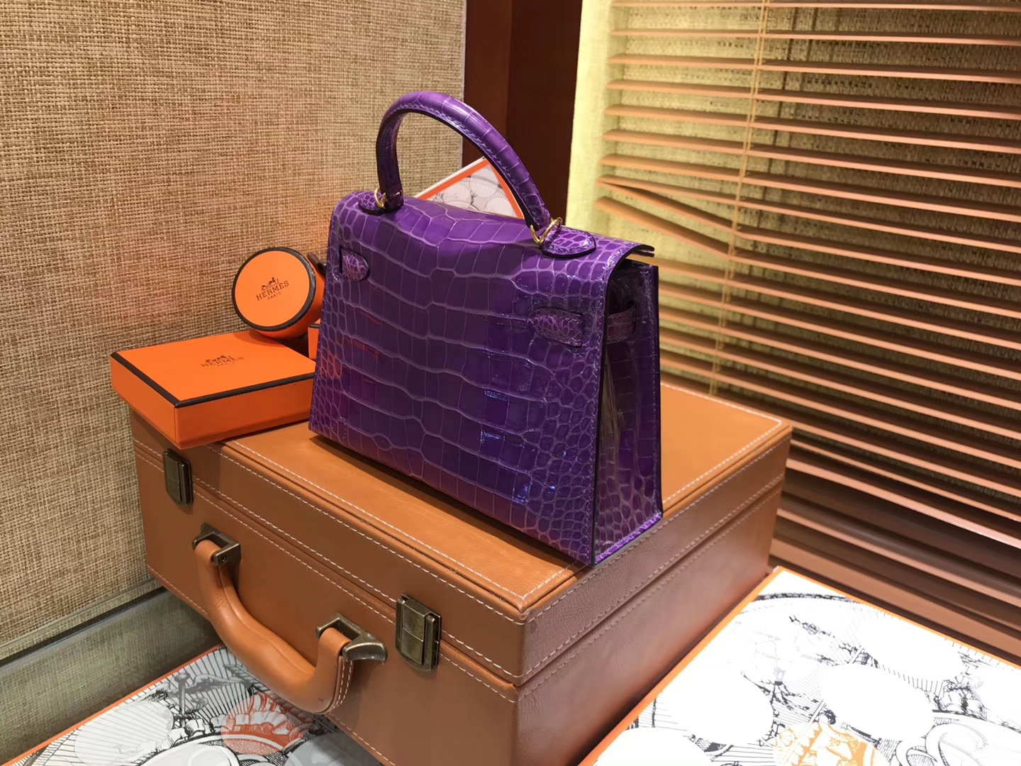 Hermès（爱马仕）MiniKelly 迷你凯莉 梦幻紫 一级美洲鳄鱼皮 顶级手缝蜡线 金扣 19cm 2代