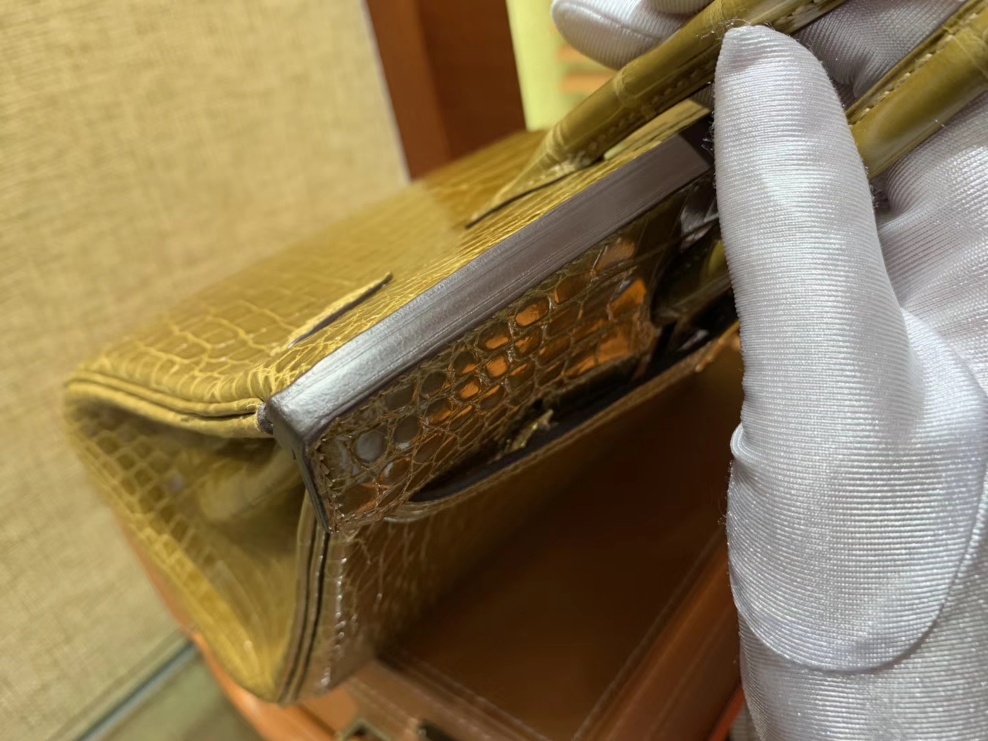 Hermès（爱马仕）Birkin铂金包 褐绿色 一级皮 美洲鳄鱼 进口原料 顶级手缝工艺 25cm