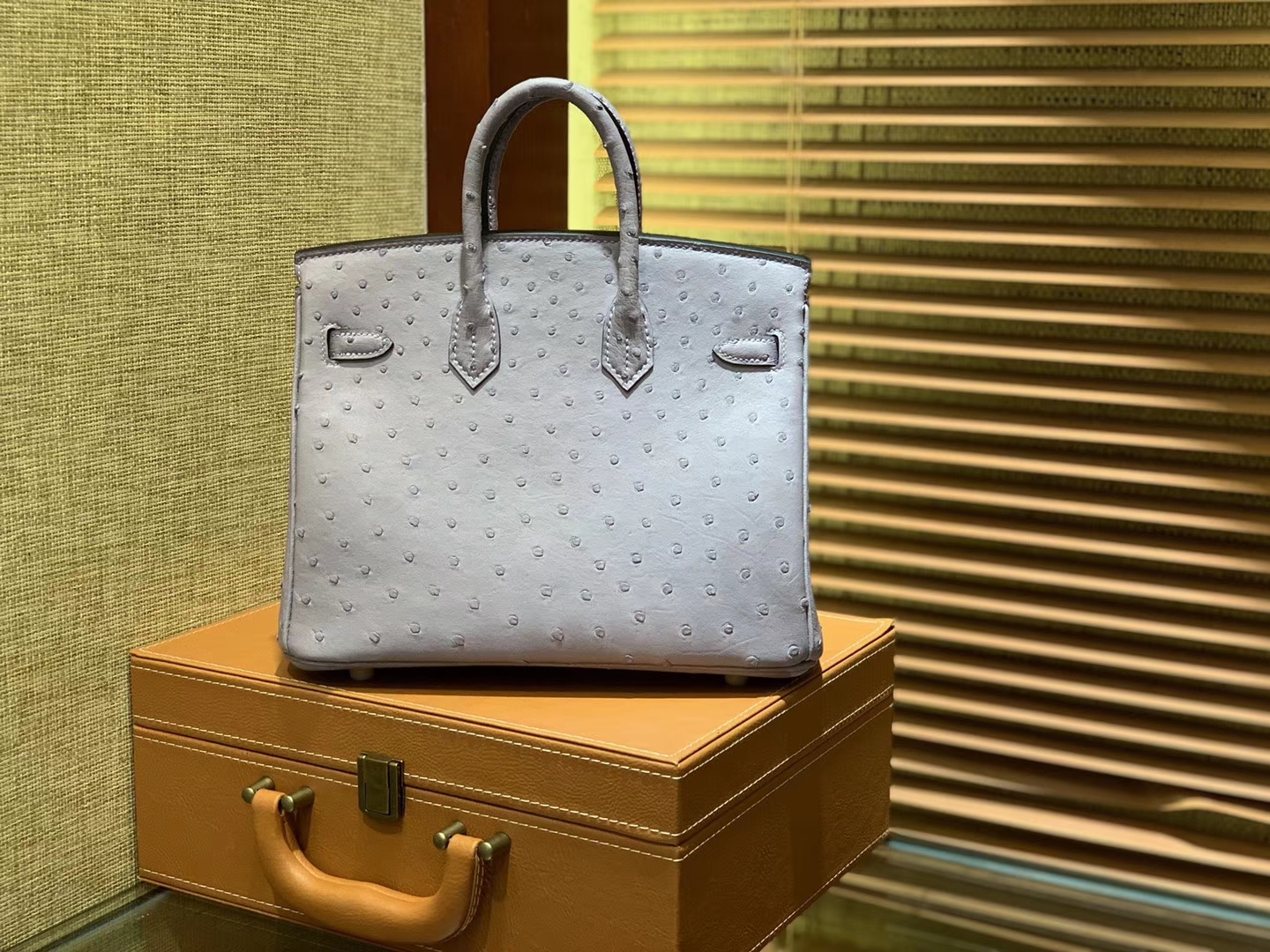 Hermès（爱马仕）Birkin 25cm 浅蓝紫 南非进口鸵鸟皮 顶级手缝工艺 金扣