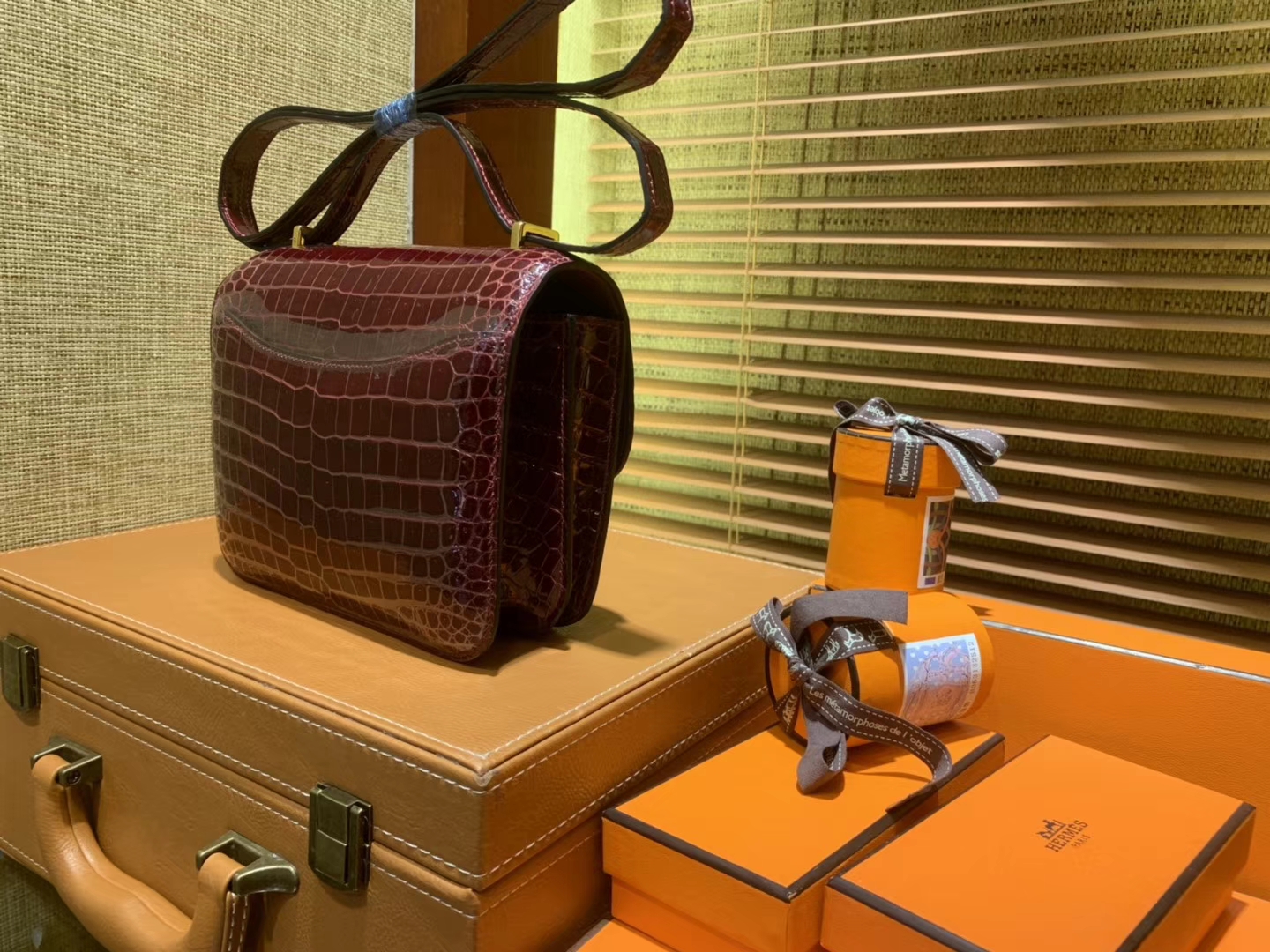 Hermès（爱马仕）Constance空姐包 波尔多酒红 一级 湾鳄 鳄鱼皮 极品珍稀款 金扣 18cm
