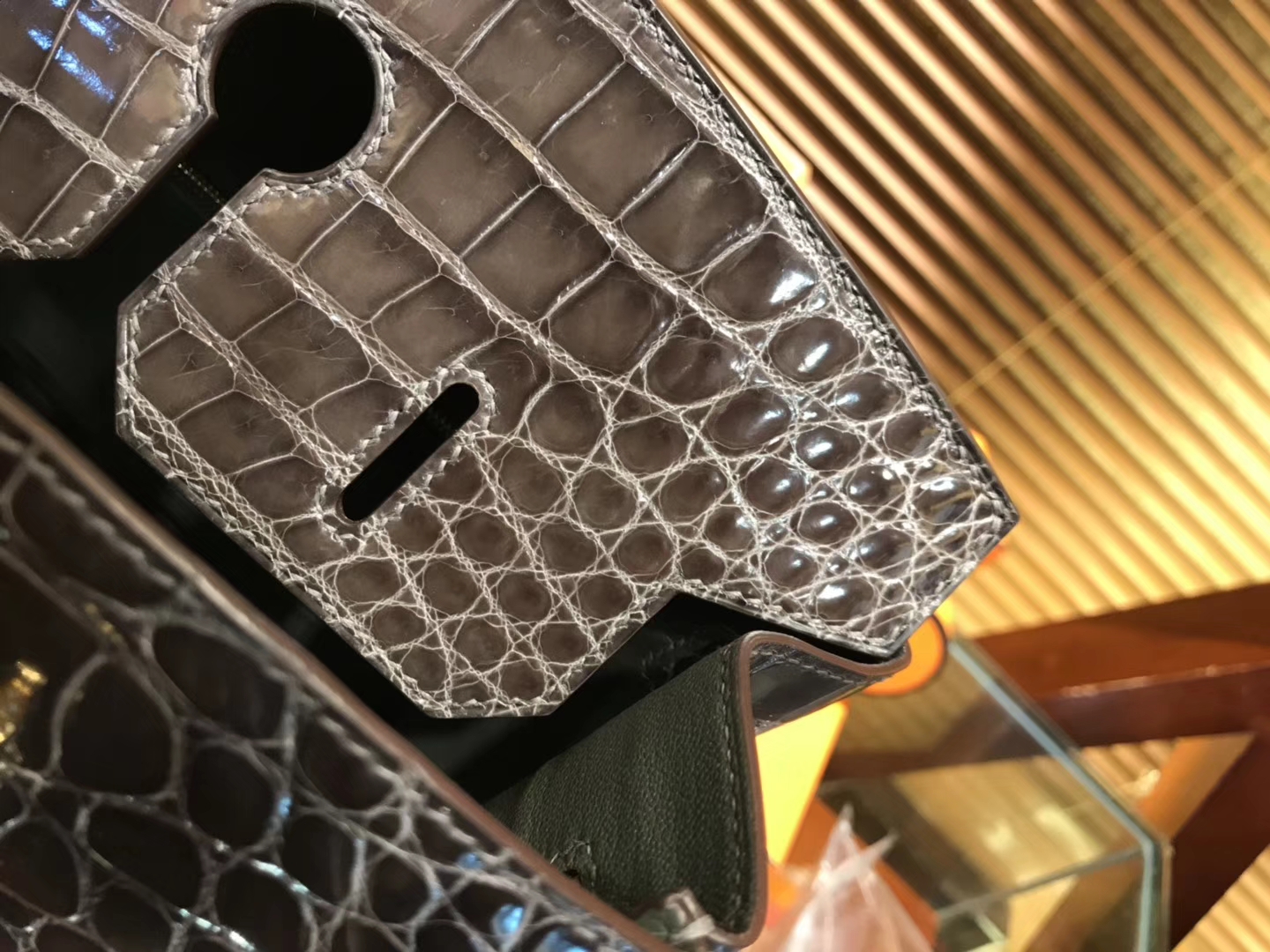 Hermès（爱马仕）Birkin铂金包 锡器灰 一级皮 尼罗鳄鱼 进口原料 顶级手缝工艺 金扣 35cm