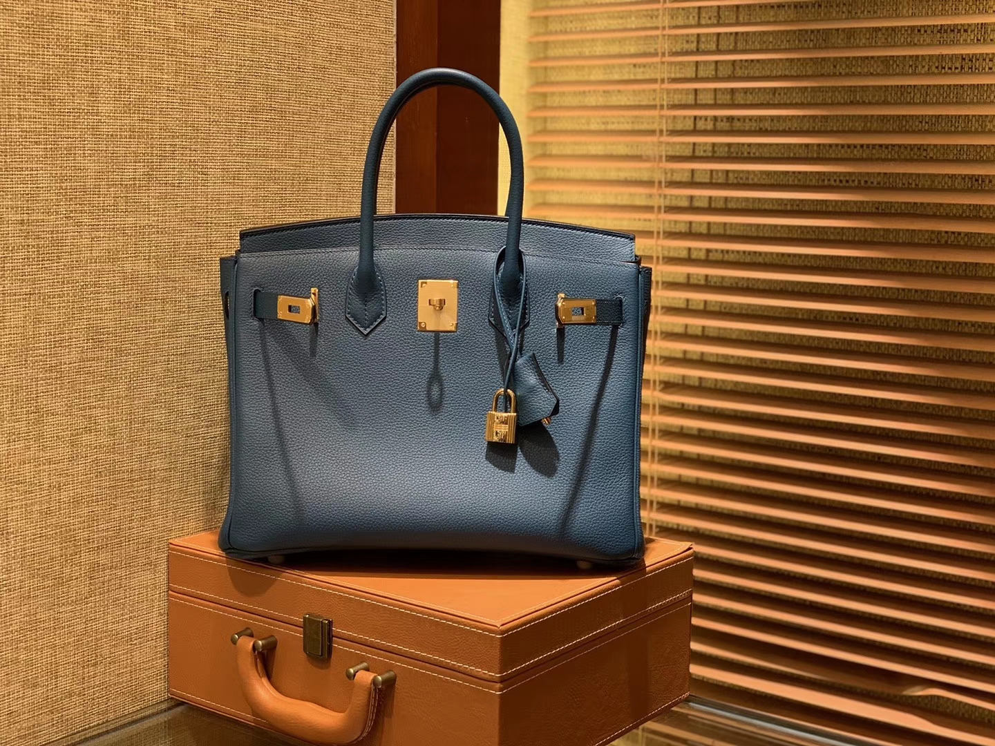 Hermès（爱马仕）Birkin铂金包 靛蓝色 德国进口小牛皮 顶级品质全手工缝制 金扣 30cm