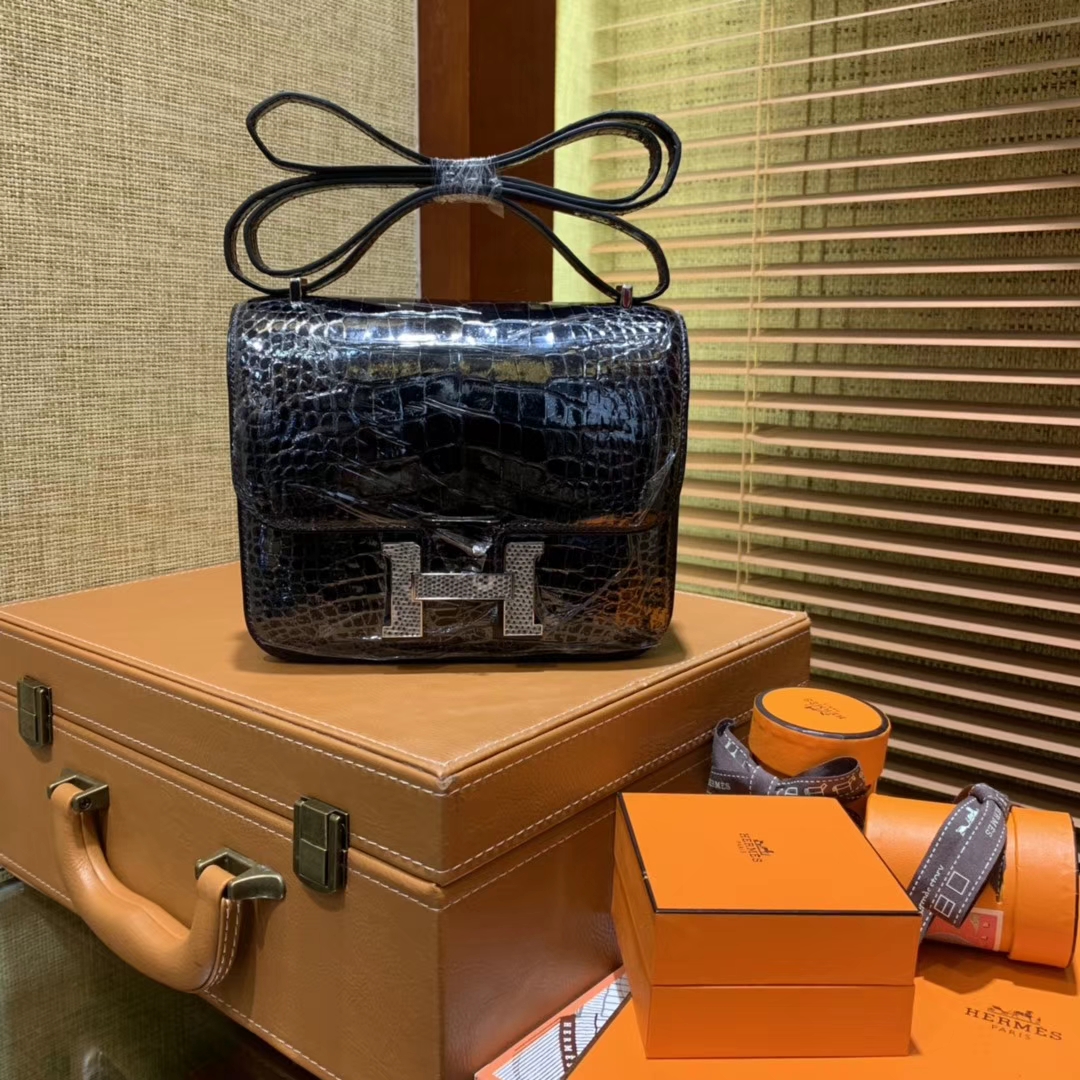 Hermès（爱马仕）Constance空姐包 午夜蓝 一级 美洲 鳄鱼皮 臻品级别 蜥蜴扣 18cm