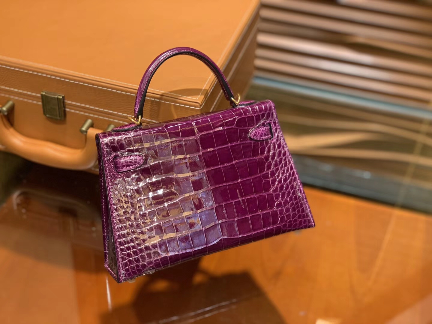 Hermès（爱马仕）迷你2代 19cm 葡萄紫 一级美洲 鳄鱼皮 顶级手工 金扣