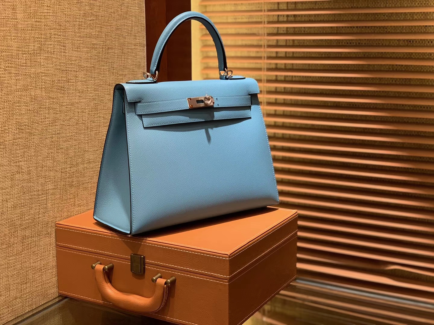 Hermès（爱马仕）Kelly凯莉包 北方蓝 德国掌纹牛皮 进口原料 顶级手工缝制 金扣 28cm