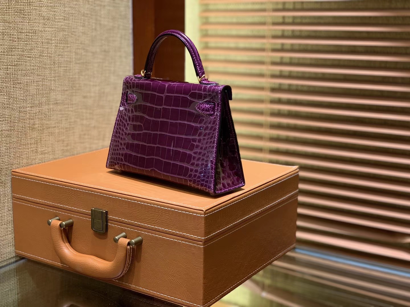 Hermès（爱马仕）迷你2代 19cm 葡萄紫 一级美洲 鳄鱼皮 顶级手工 金扣