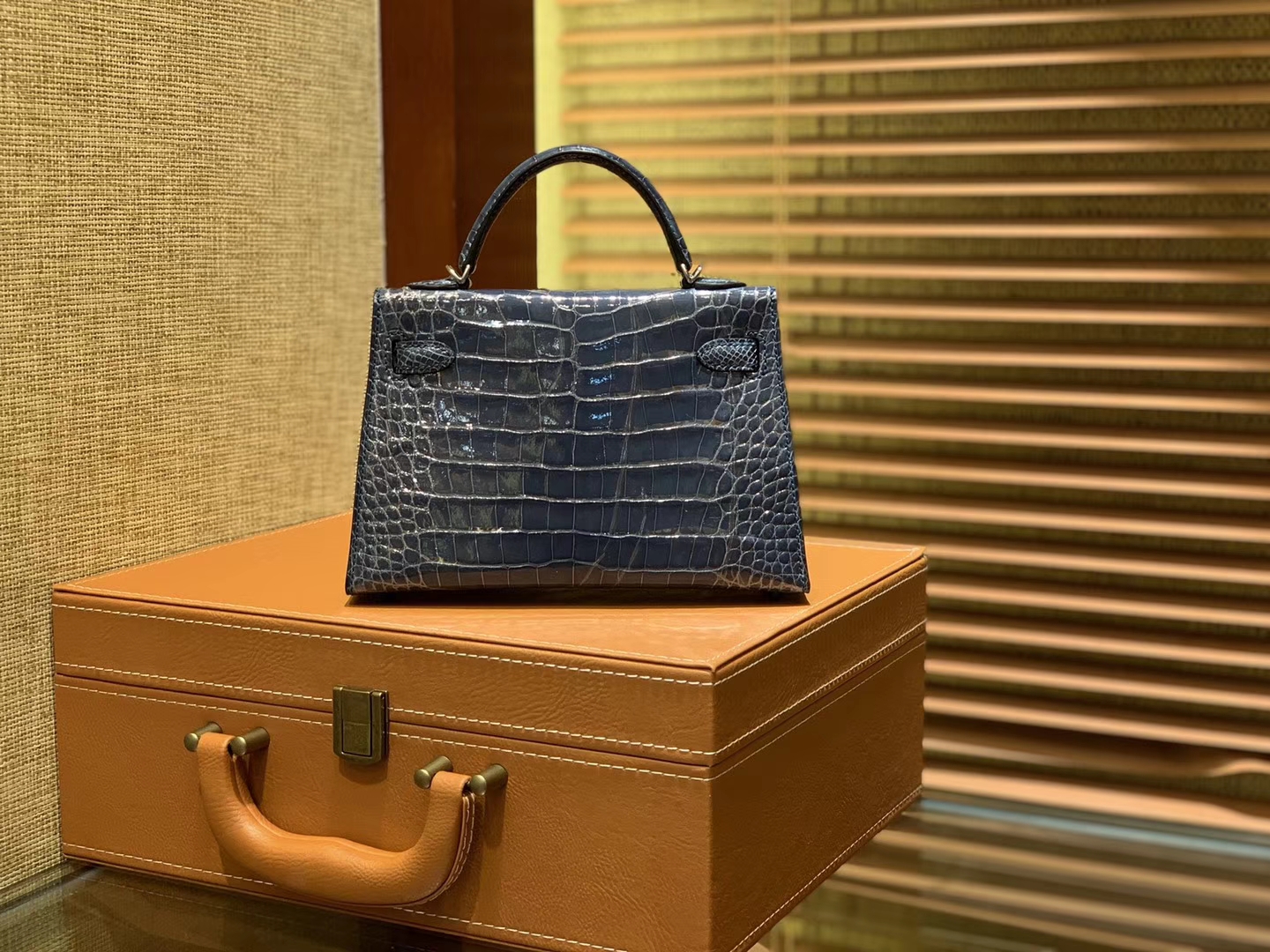 Hermès（爱马仕）迷你2代 19cm 牛仔蓝 一级美洲 鳄鱼皮 顶级手工 银扣