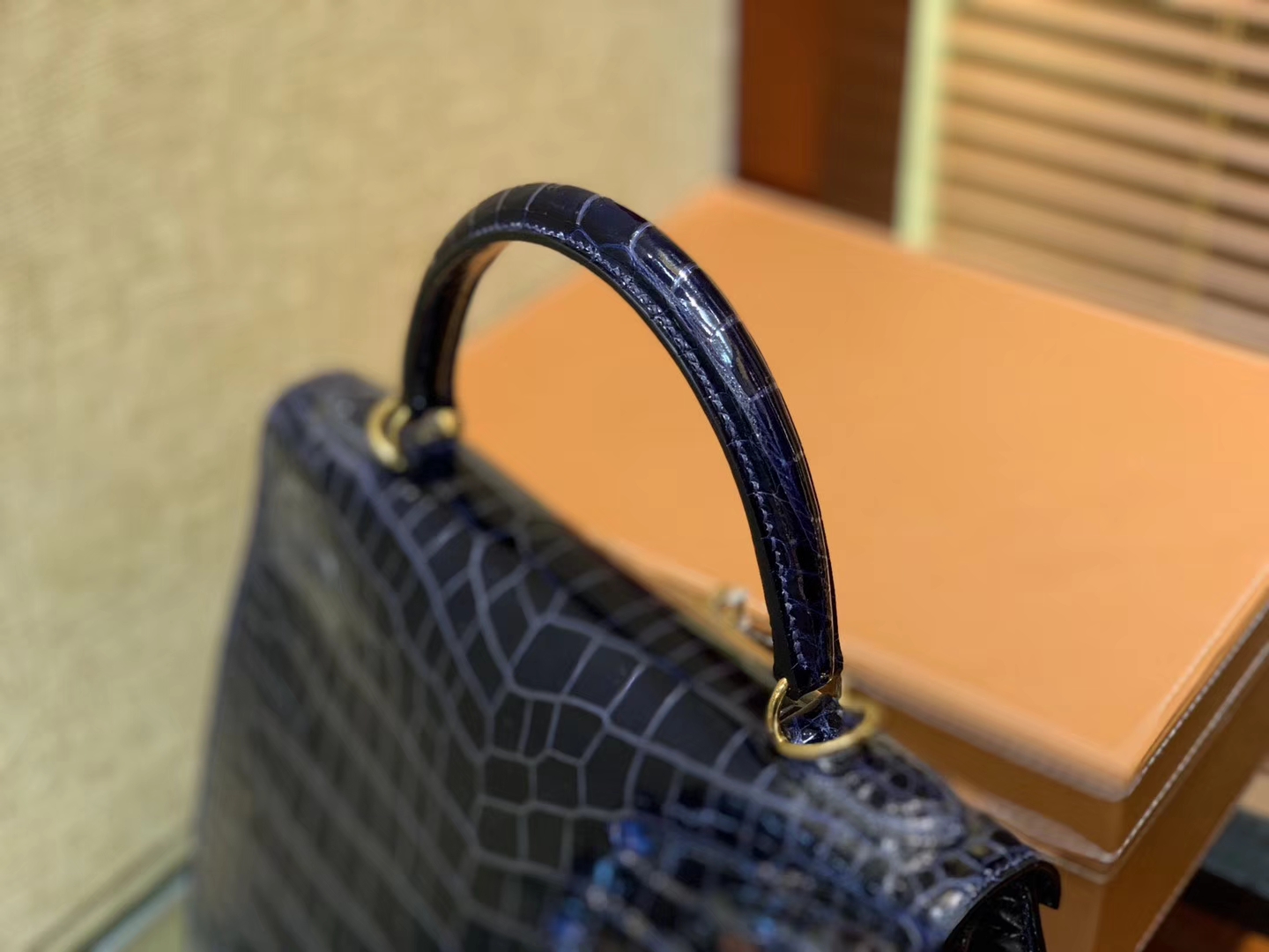 Hermès（爱马仕）Kelly 凯莉包 午夜蓝 一级皮 尼罗鳄鱼皮 顶级全手工缝制 金扣 28cm