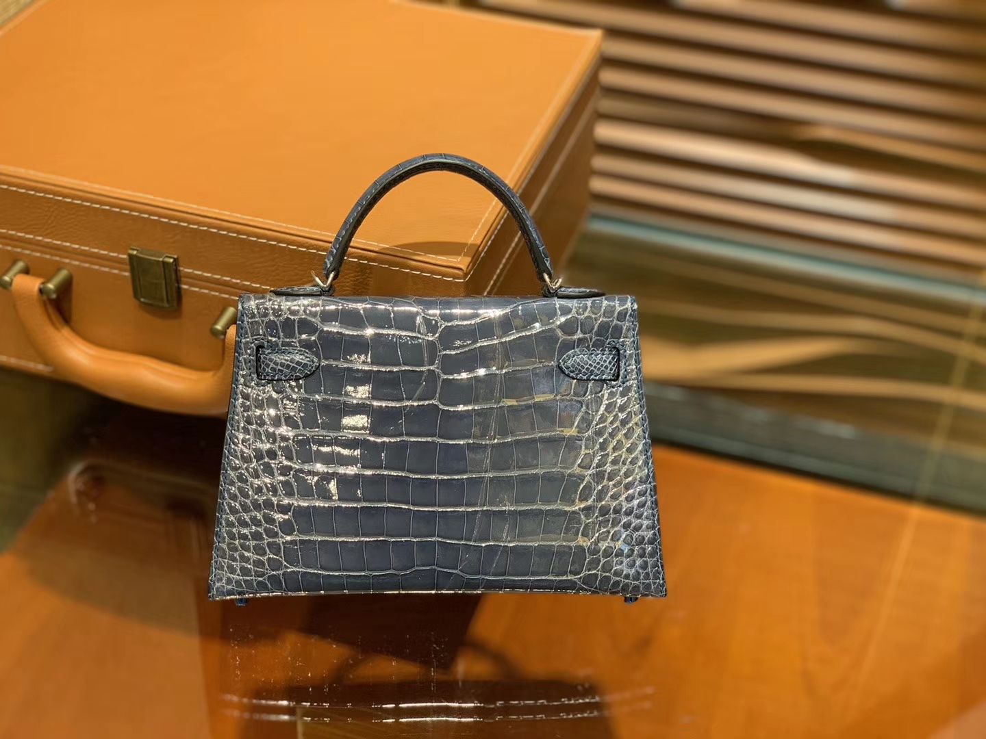 Hermès（爱马仕）迷你2代 19cm 牛仔蓝 一级美洲 鳄鱼皮 顶级手工 银扣
