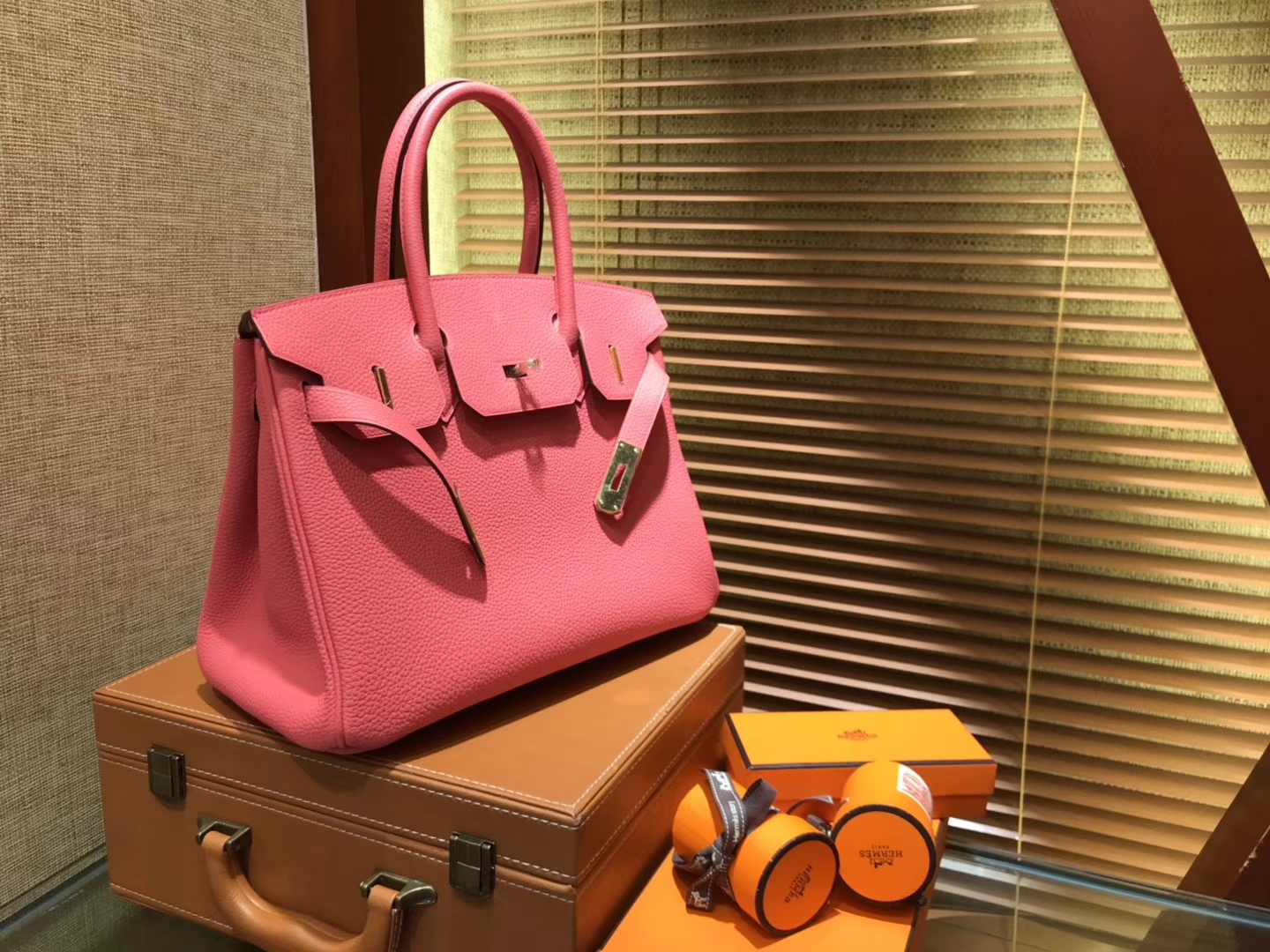 Hermès（爱马仕）Birkin铂金包 唇膏粉 德国进口小牛皮 顶级品质全手工缝制 金扣 30cm