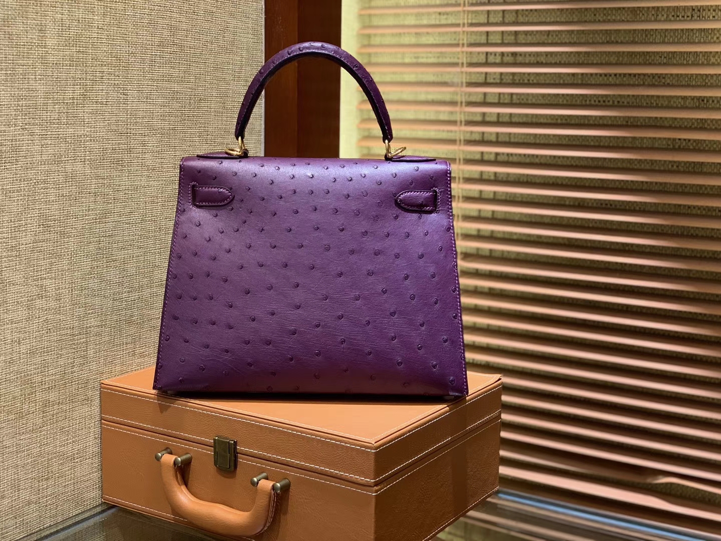 Hermès（爱马仕）Kelly 28cm 海葵紫 南非进口鸵鸟 顶级手缝工艺 金扣