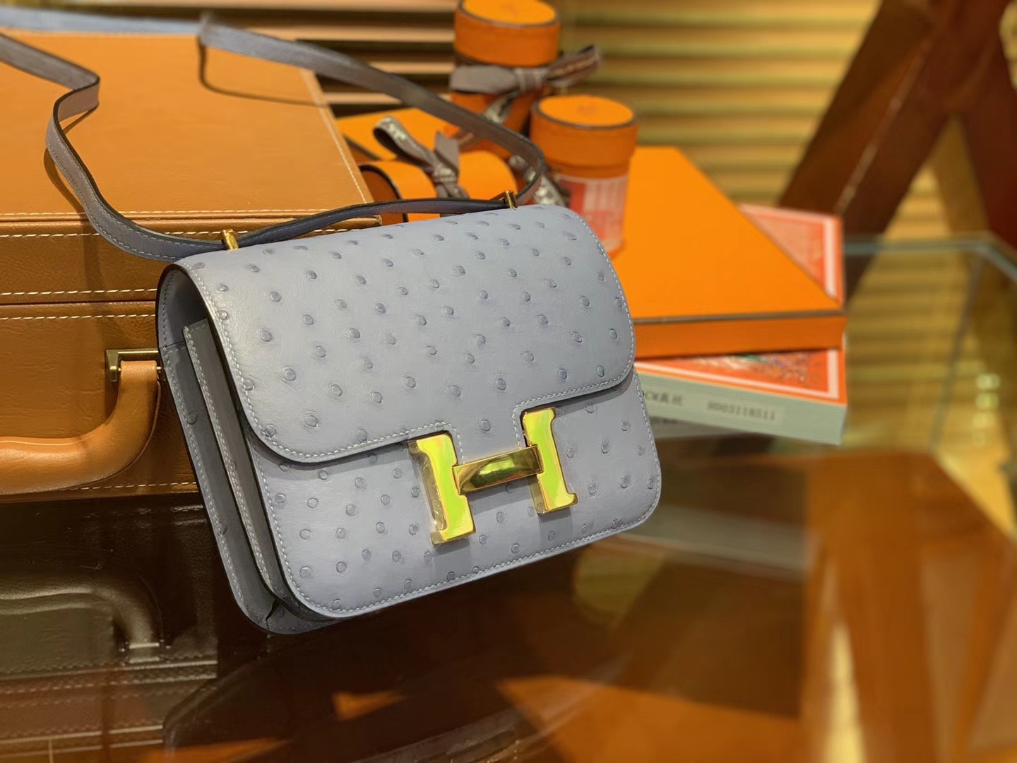 Hermès（爱马仕）Constance空姐包 冰川蓝 南非KK鸵鸟 顶级手缝工艺 金扣 18cm