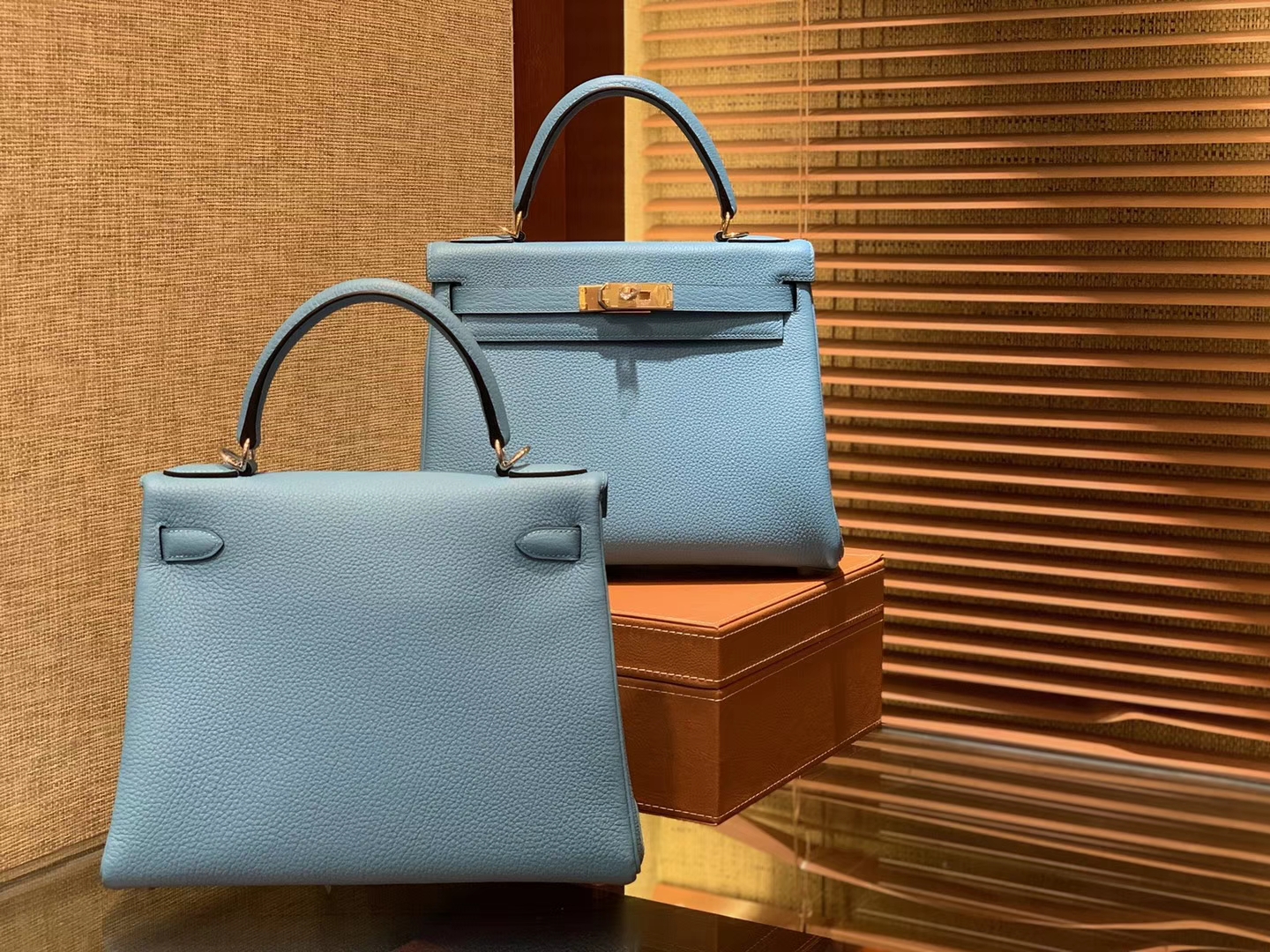 Hermès（爱马仕）Kelly凯莉包 北方蓝 德国小牛皮 顶级手工缝制 金扣 28cm