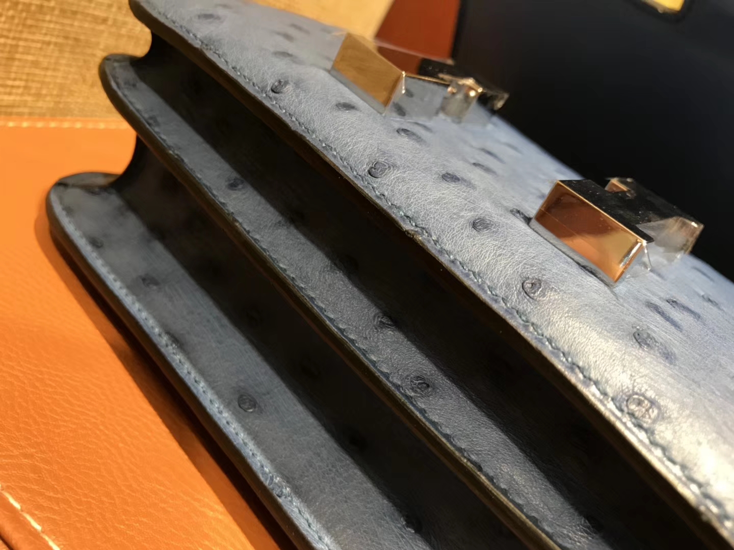 Hermès（爱马仕）Constance 18cm 玛瑙蓝 南非进口鸵鸟 KK级别 顶级全手工 金扣