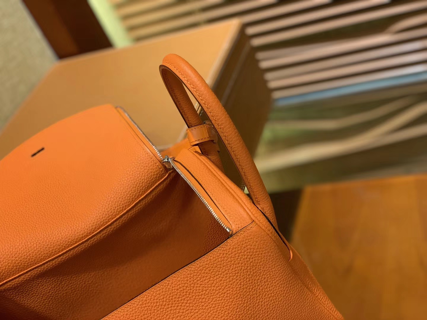 Hermès（爱马仕）Lindy琳迪包 橙色 小牛皮拼鳄鱼皮 进口原料 全手工缝制 银扣 26cm