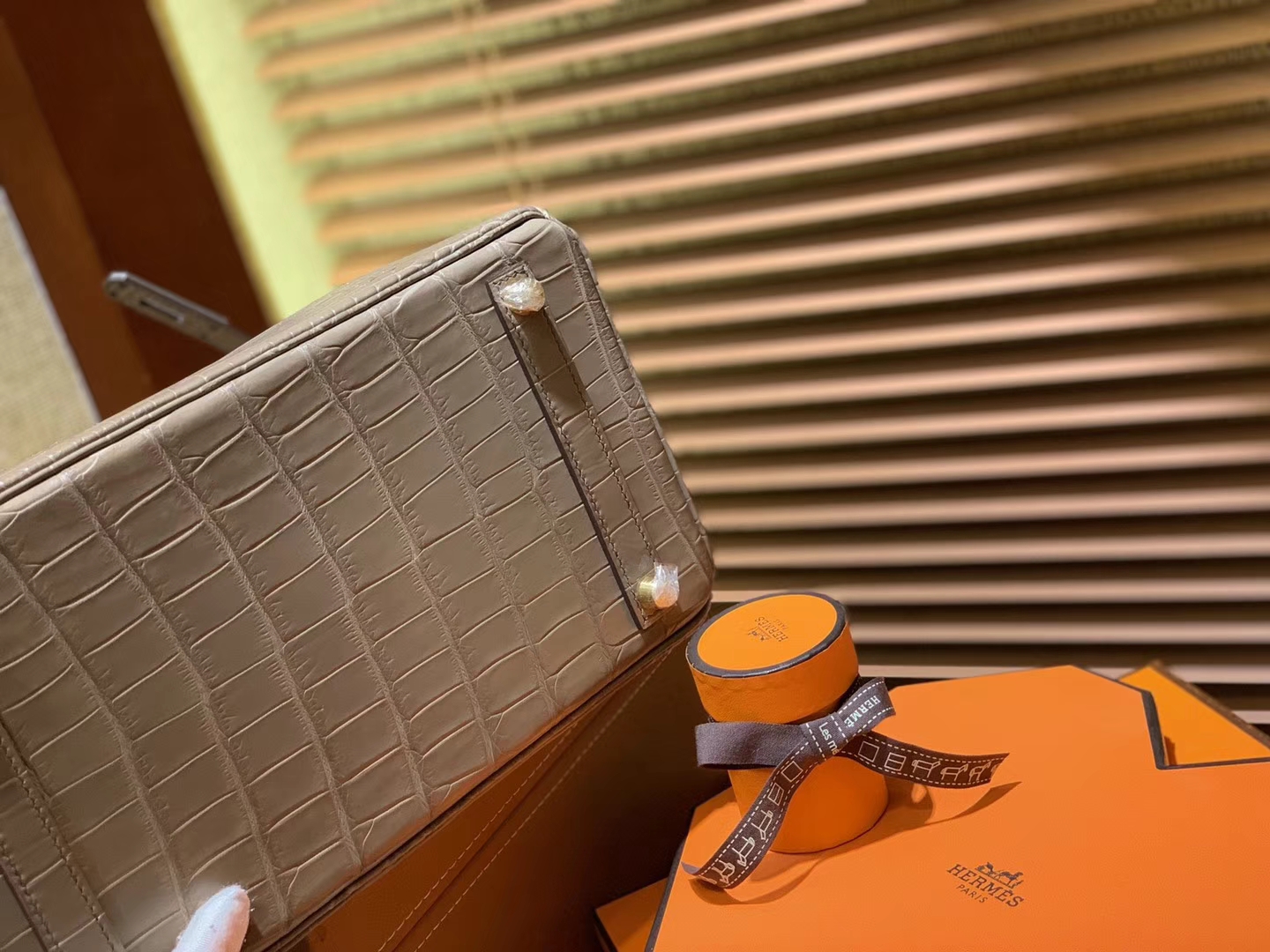 Hermès（爱马仕）Birkin铂金包 斑鸠灰 一级皮 雾面尼罗鳄鱼皮 进口原料 顶级手缝工艺 30cm