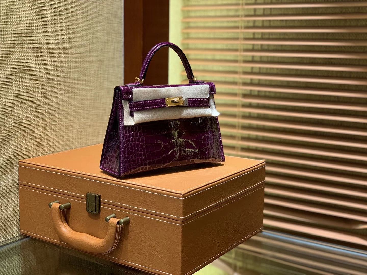 Hermès（爱马仕）迷你2代 19cm 葡萄紫 一级美洲 鳄鱼皮 顶级手工 金扣