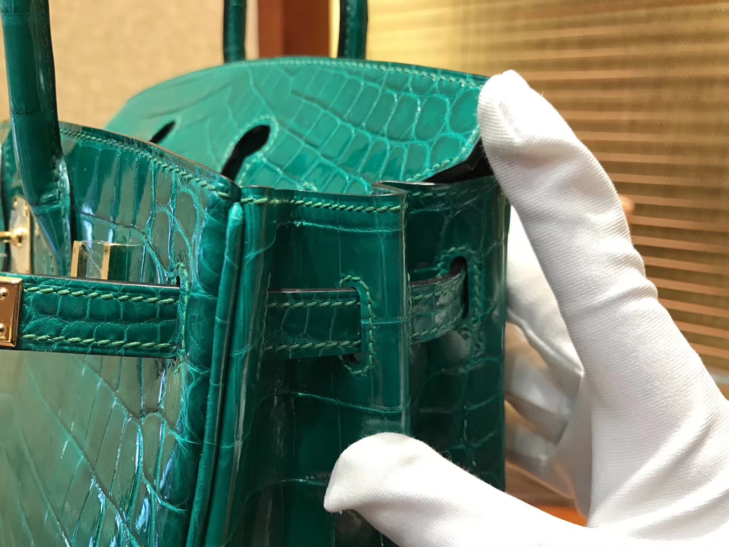 Hermès（爱马仕）Birkin铂金包 翡翠绿 一级皮 尼罗鳄鱼 进口原料 顶级手缝工艺 25cm