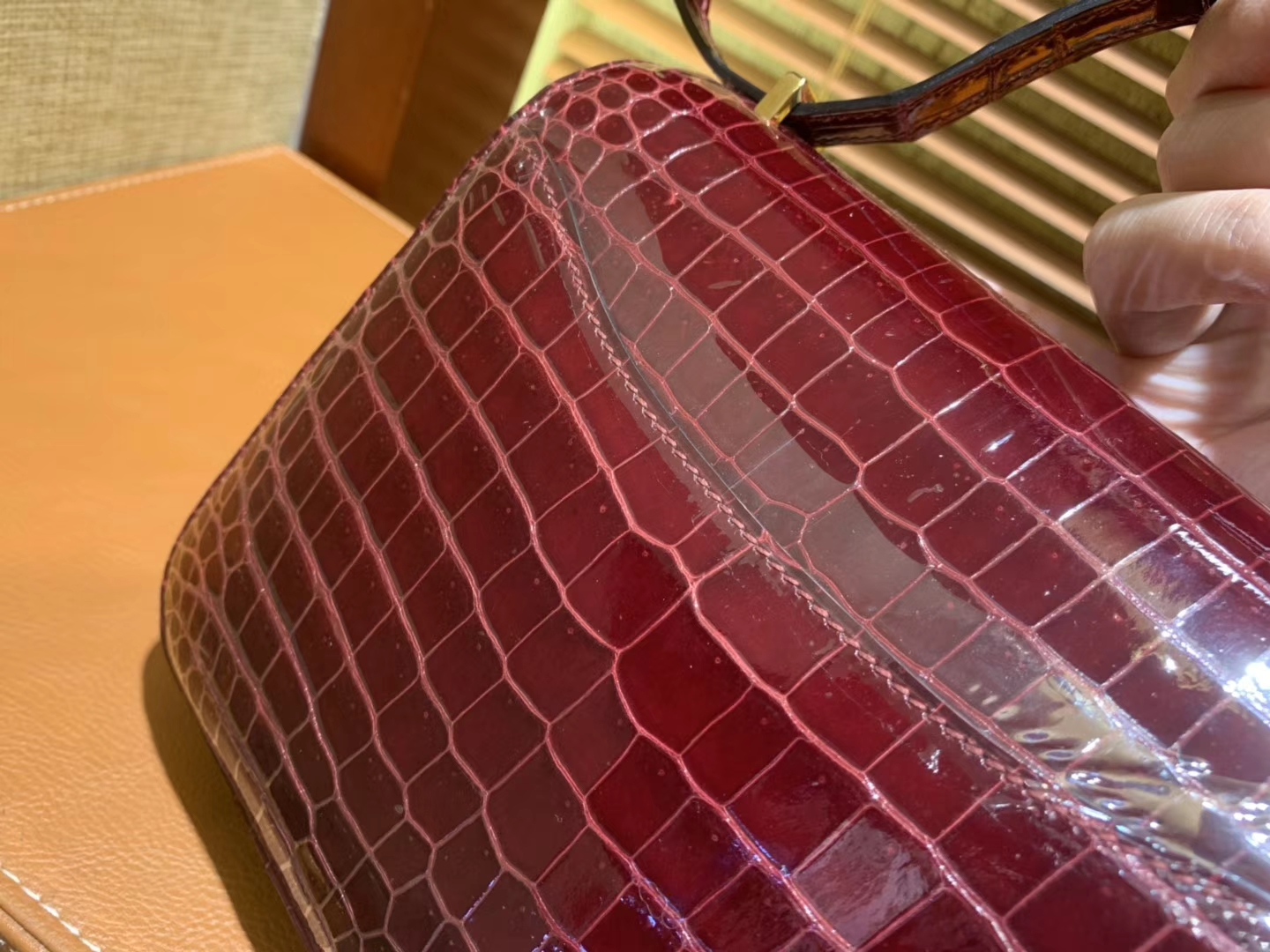 Hermès（爱马仕）Constance空姐包 波尔多酒红 一级 湾鳄 鳄鱼皮 极品珍稀款 金扣 18cm