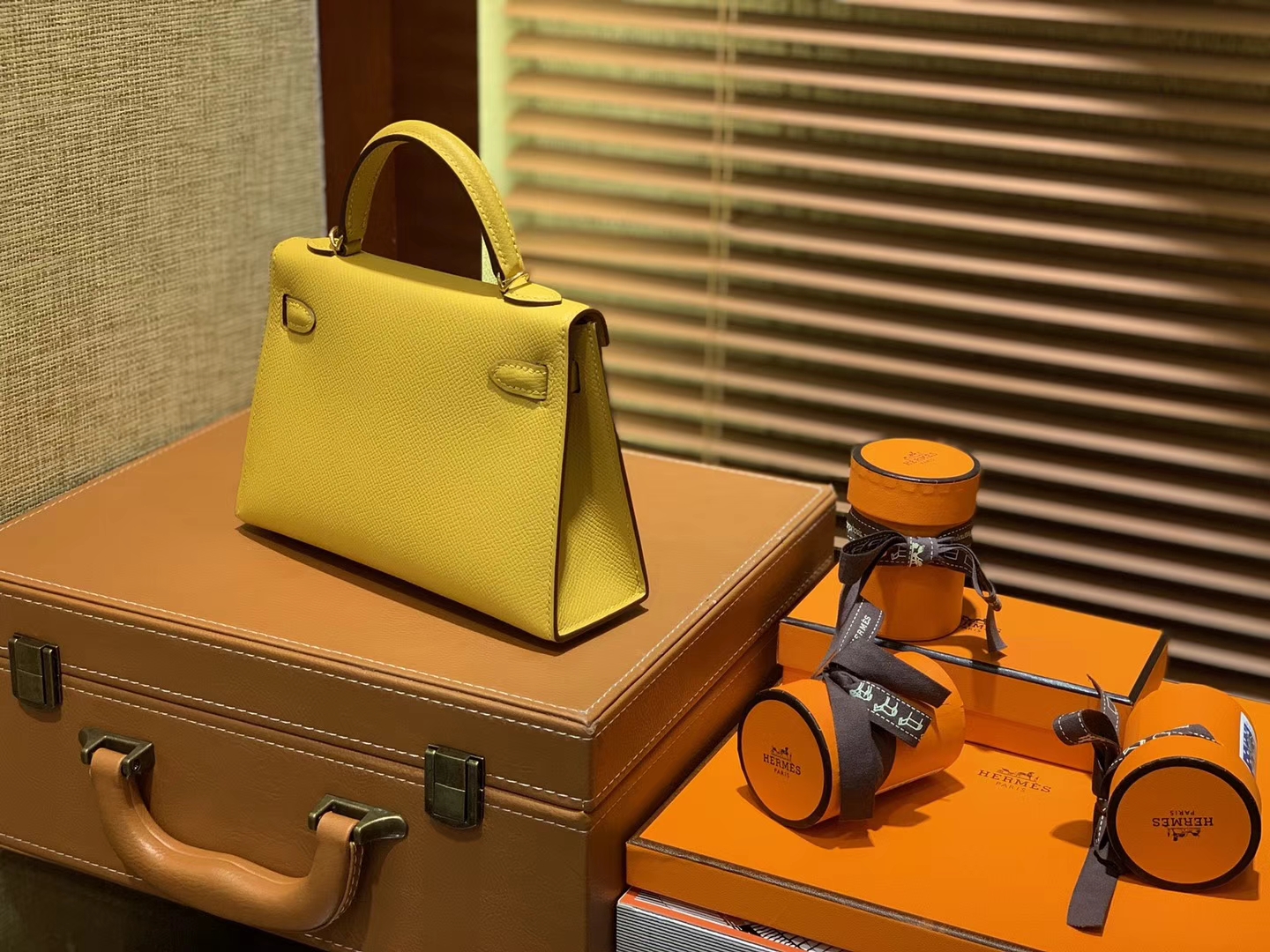 Hermès（爱马仕）MiniKelly 迷你凯莉 琥珀黄 德国掌纹牛皮 原版蜜蜡 全手工缝制 2代 19cm