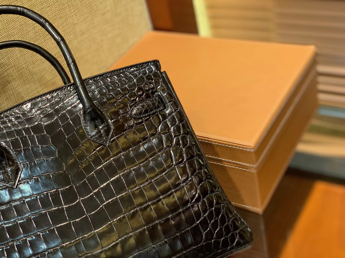 Hermès（爱马仕）Birkin 经典黑 一级尼罗鳄鱼皮 顶级工艺全手工制作 30cm