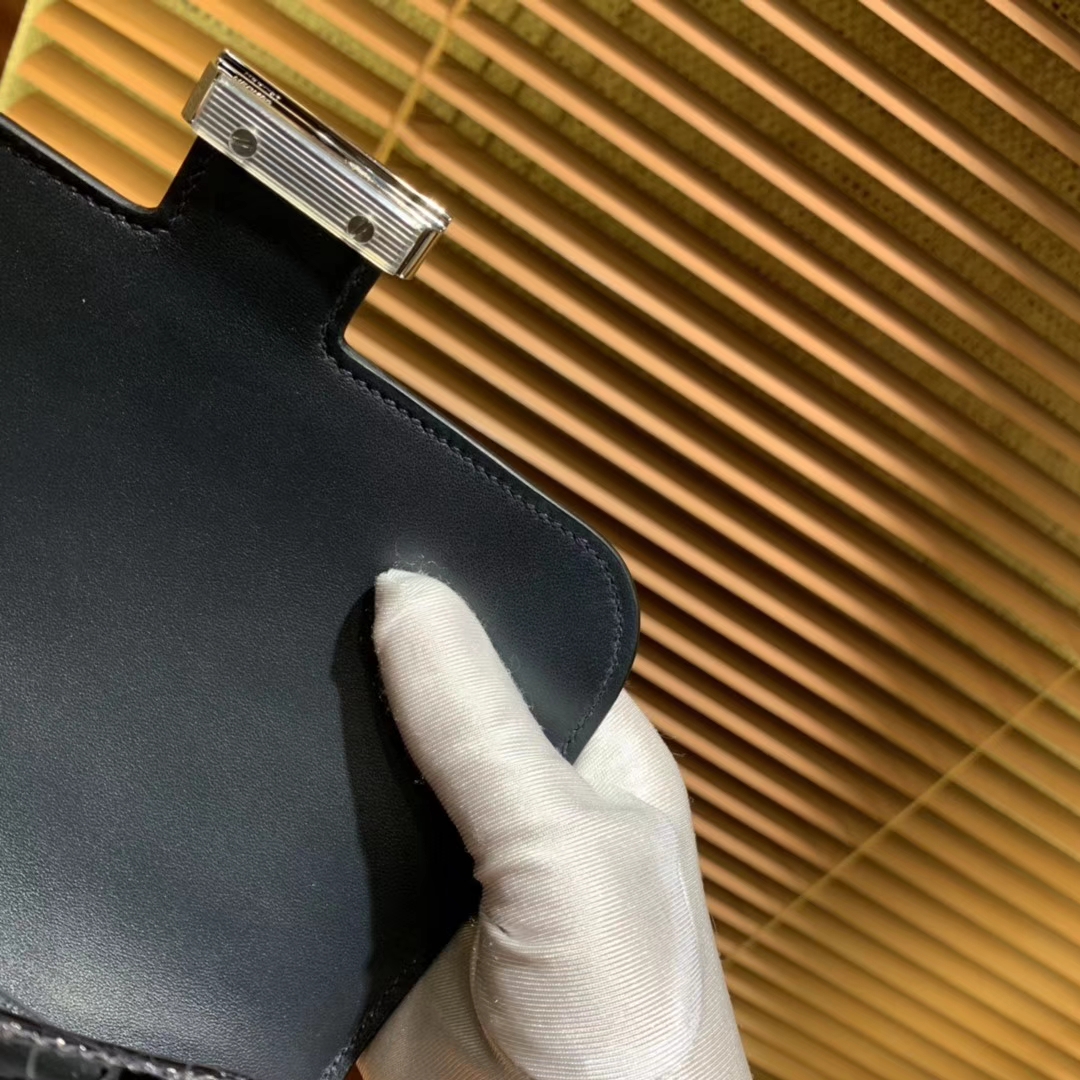 Hermès（爱马仕）Constance空姐包 午夜蓝 一级 美洲 鳄鱼皮 臻品级别 蜥蜴扣 18cm