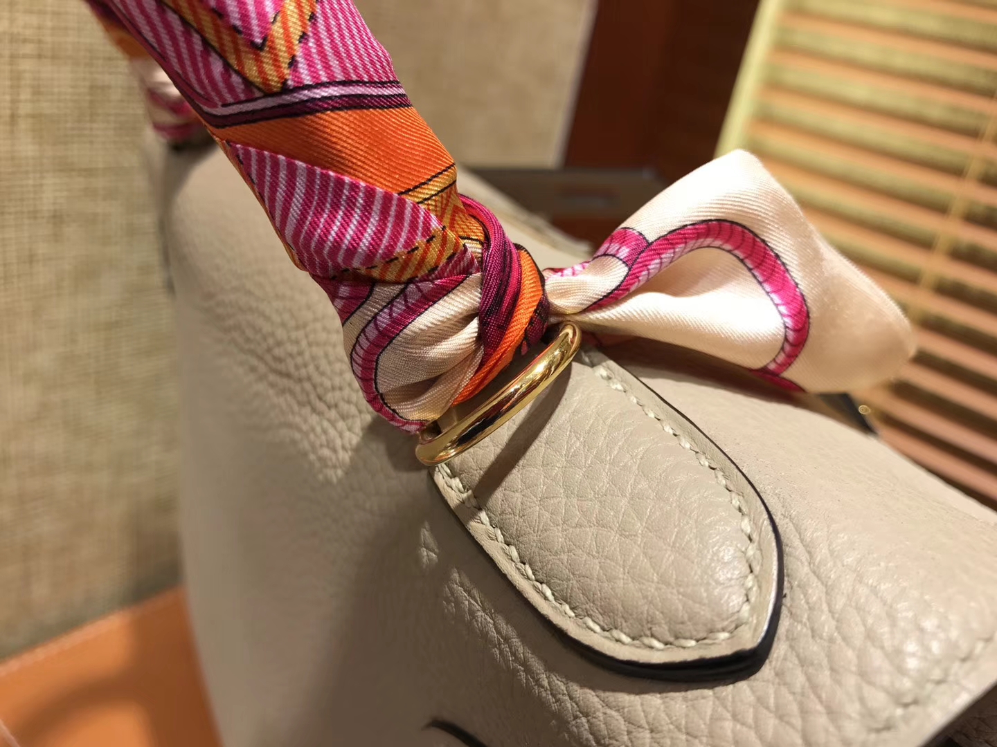 Hermès（爱马仕）Kelly凯莉包 togo小牛皮 斑鸠灰 进口原料 原版蜜蜡线 金扣 28cm