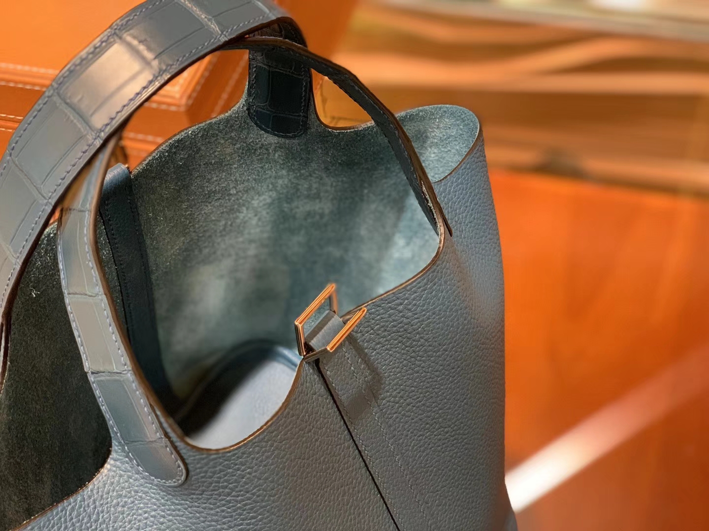 Hermès（爱马仕）Piction菜篮包 靛蓝色 Togo牛皮 拼鳄鱼 进口原料 全手工缝制 金扣 18cm