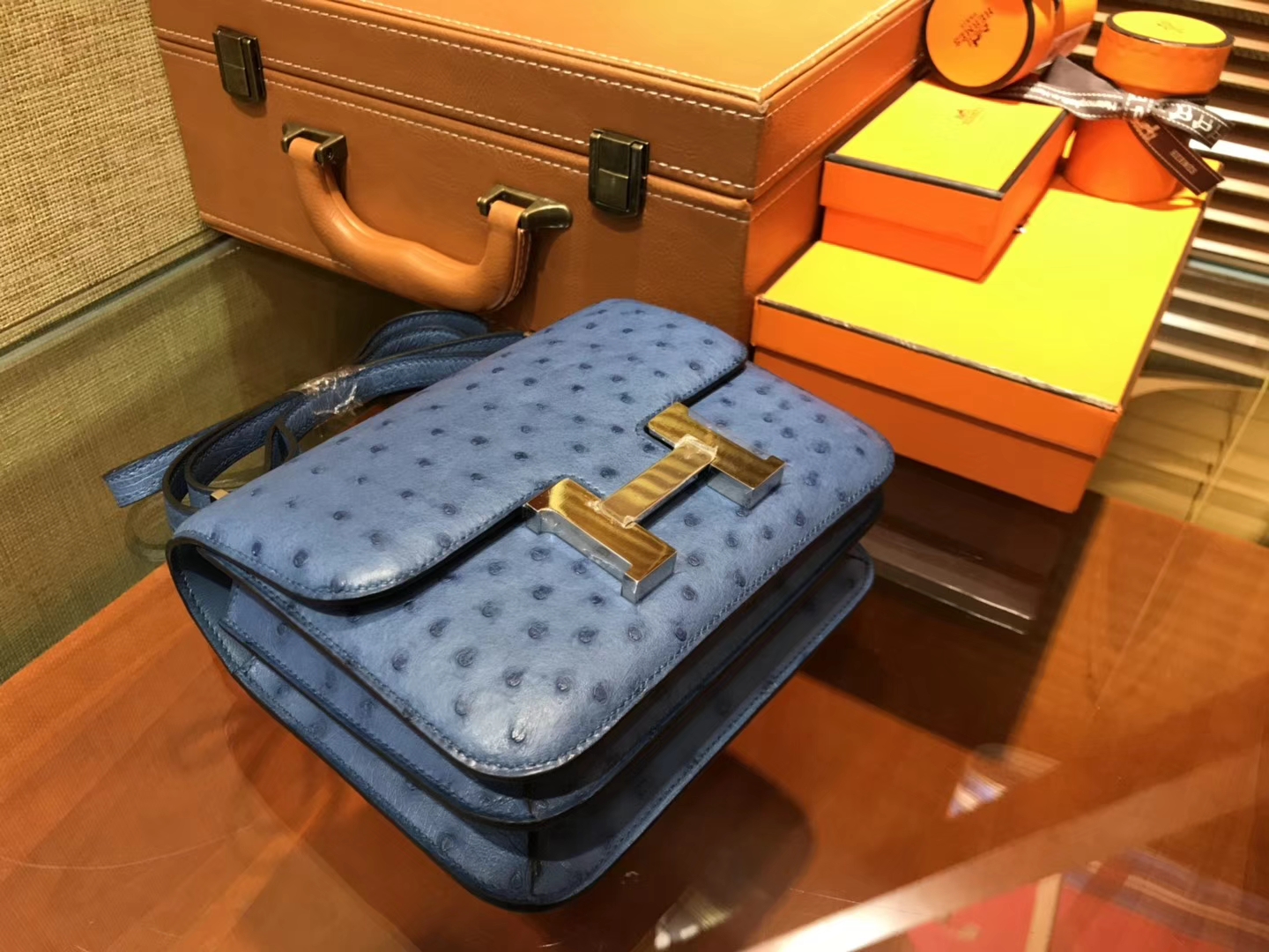 Hermès（爱马仕）Constance 18cm 玛瑙蓝 南非进口鸵鸟 KK级别 顶级全手工 金扣