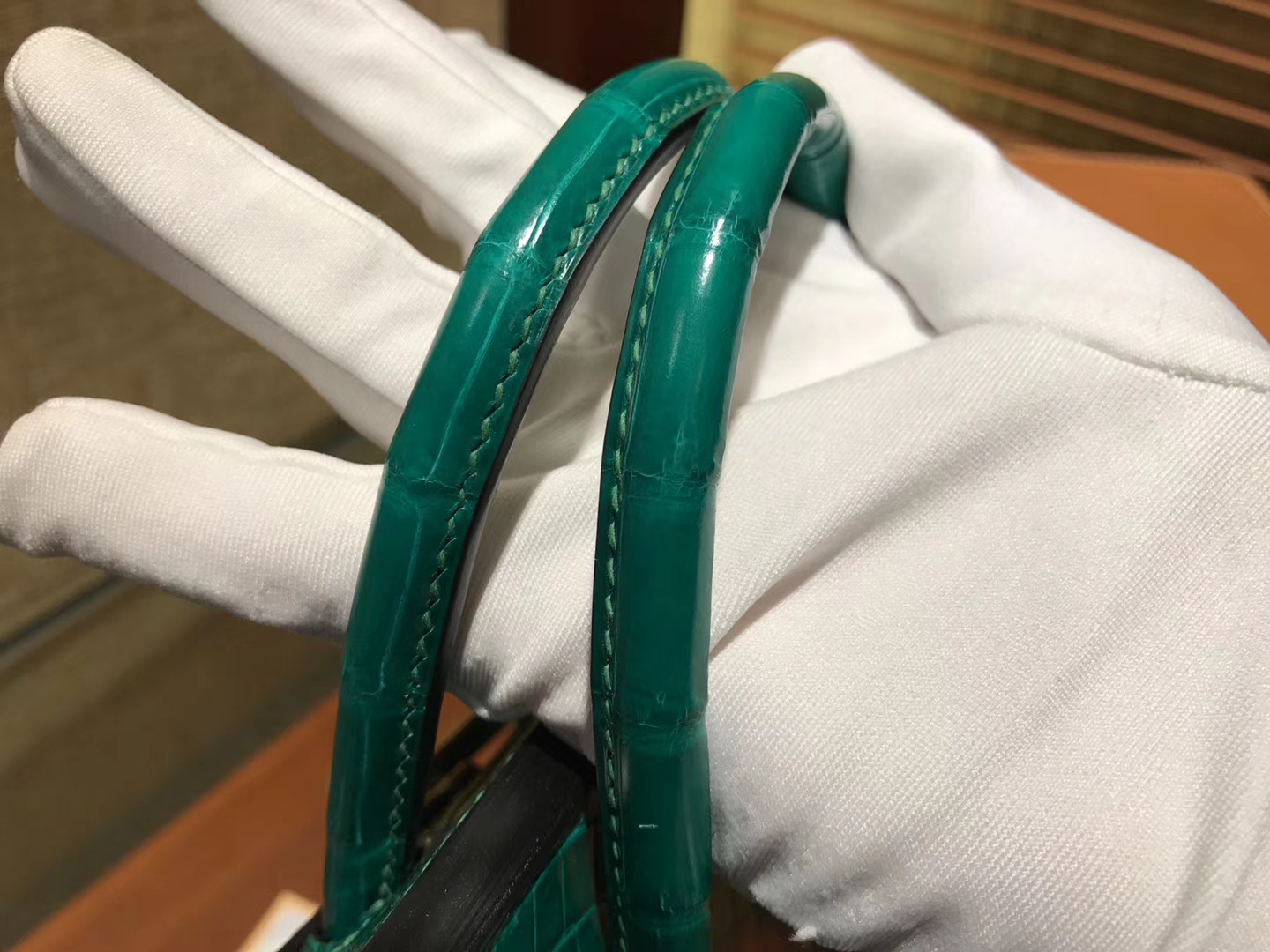 Hermès（爱马仕）Birkin铂金包 翡翠绿 一级皮 尼罗鳄鱼 进口原料 顶级手缝工艺 25cm