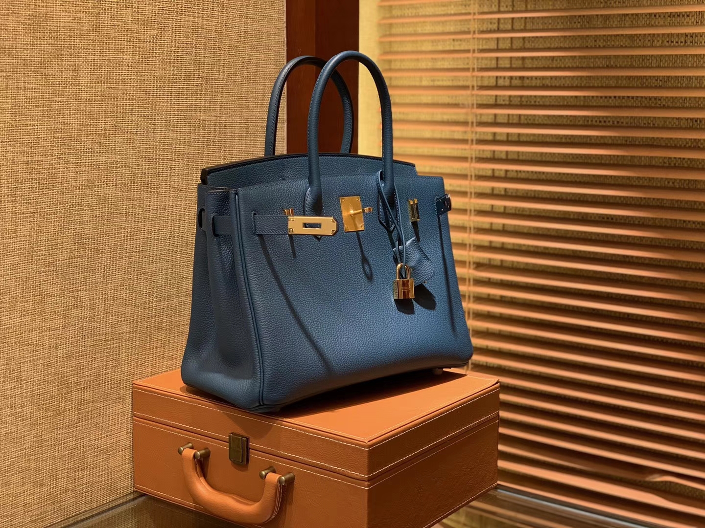 Hermès（爱马仕）Birkin铂金包 靛蓝色 德国进口小牛皮 顶级品质全手工缝制 金扣 30cm