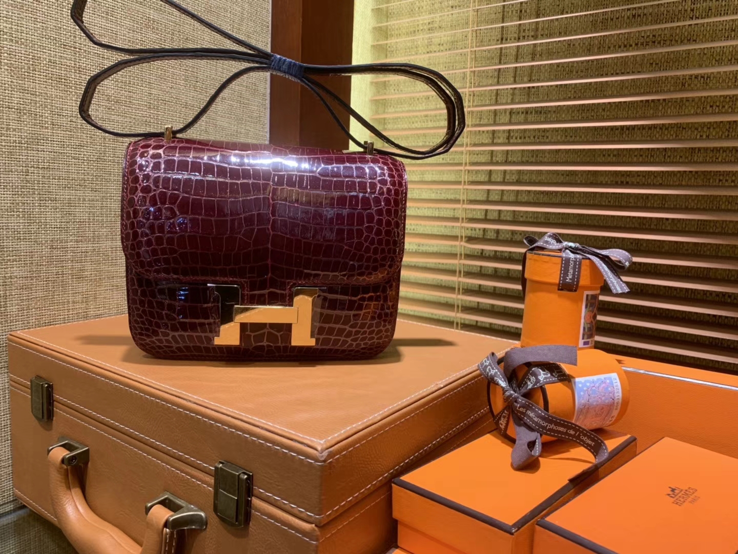 Hermès（爱马仕）Constance空姐包 波尔多酒红 一级 湾鳄 鳄鱼皮 极品珍稀款 金扣 18cm