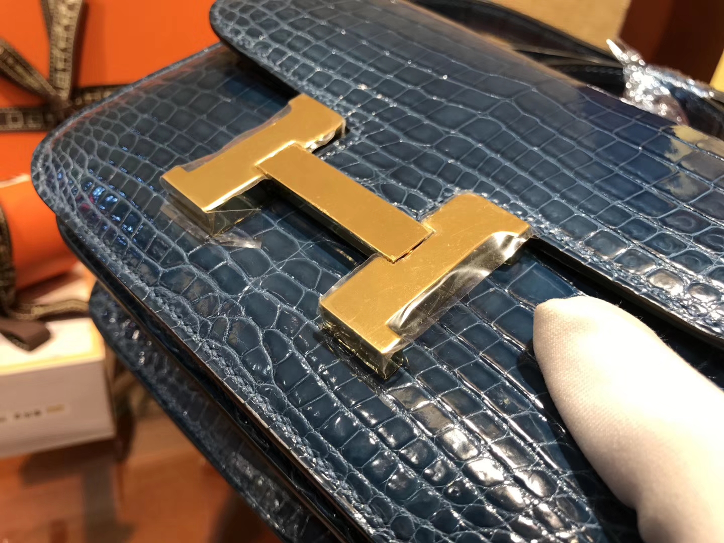 Hermès（爱马仕）Constance空姐包 风暴蓝 一级 尼罗 鳄鱼皮 臻品级别 金扣 18cm